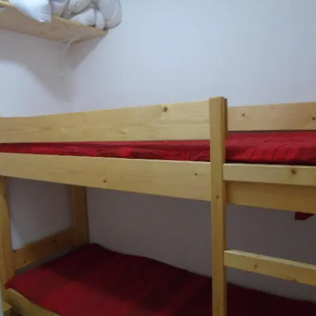 6 Pers A Valfrejus, Pres Des Pistes, Avec Balcon, Parking Gratuit Et Equipements Bebe - Fr-1-561-104 *